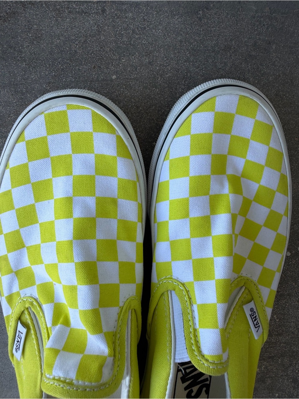 Checkered slip on vans - Picture 4 of 5